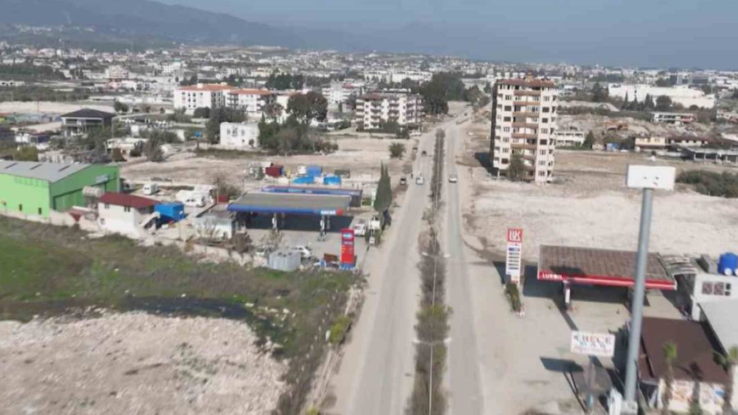 Yıkımın boyutu drone ile görüntülendi: İşte Hatay'ın deprem öncesi ve sonrası 2